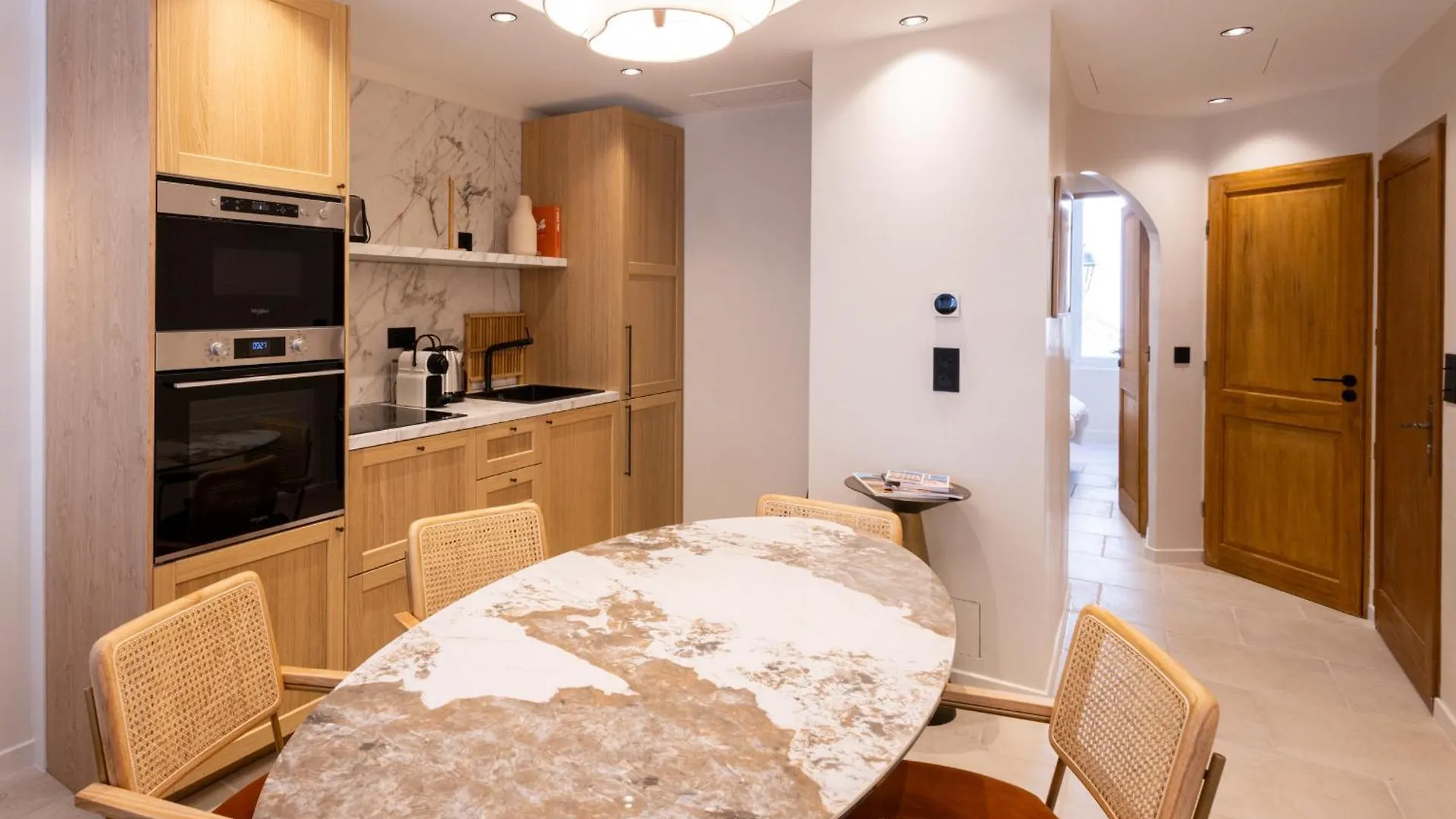 Appartement Port De Saint Tropez Et Place Des Lices France